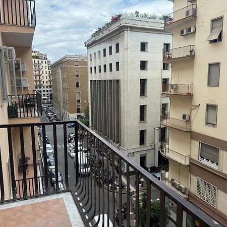 Le Dimore Di Lorenzo Napoli Bagian luar foto